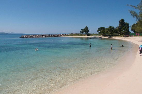 Walter Fletcher Beach & Aquasol Theme Park